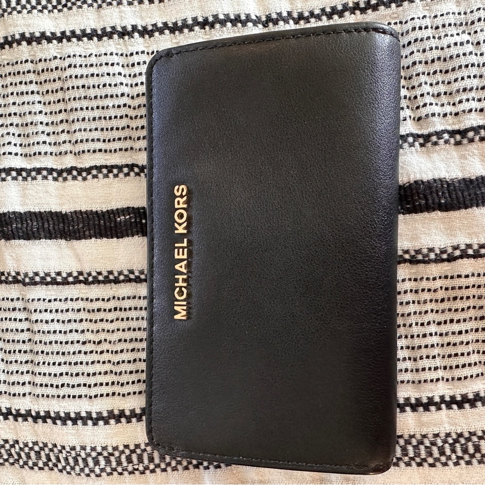 Michael Kors wallet